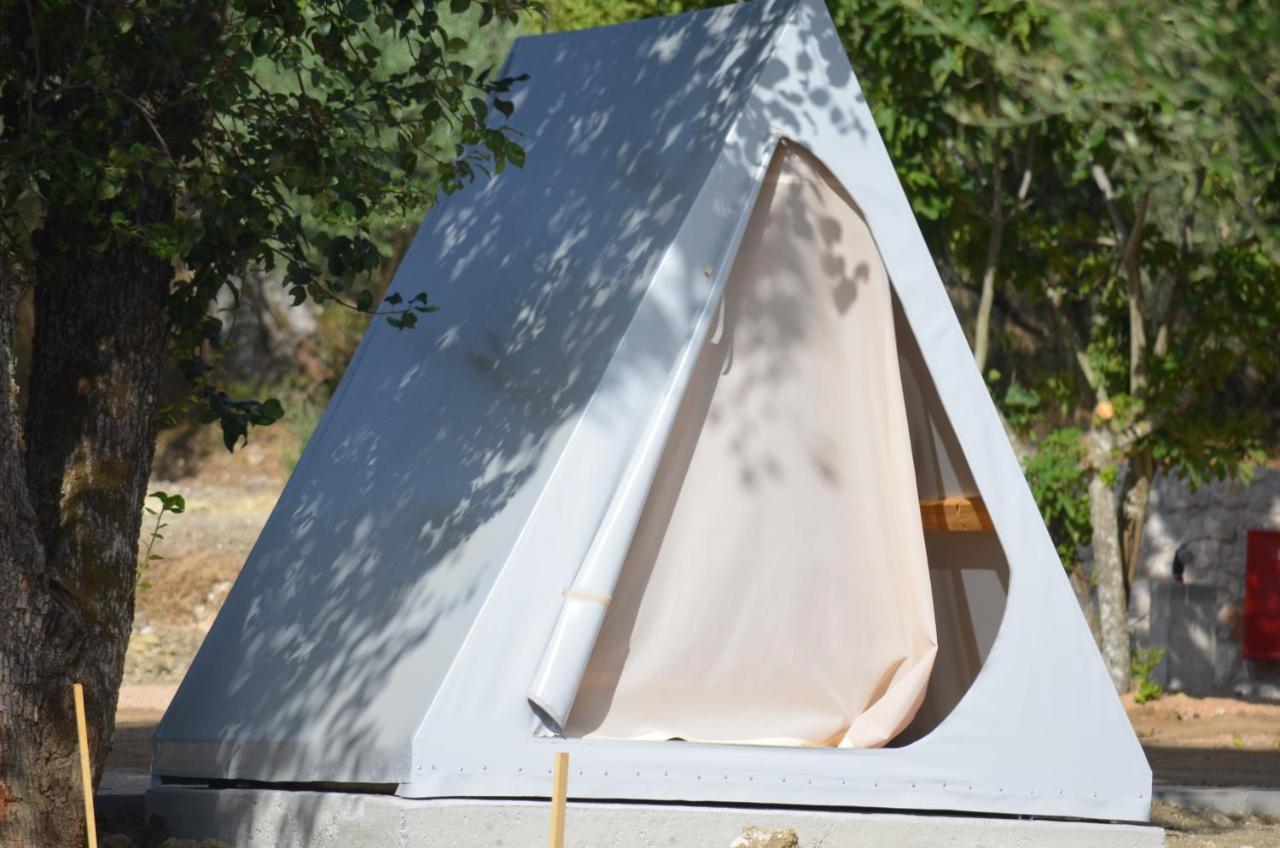 Nirikos Camping Spasmeni Vrisi 외부 사진